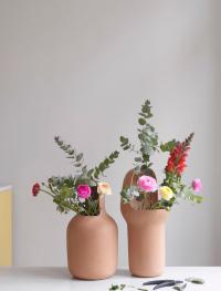 Çiçekli Vazo